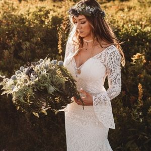 Beautiful wedding dress for sale!